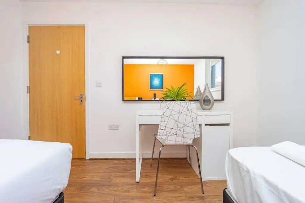 Flash Sale Brighton Train Station 3 Bedroom Flat Bn130Sha Egyesült Királyság