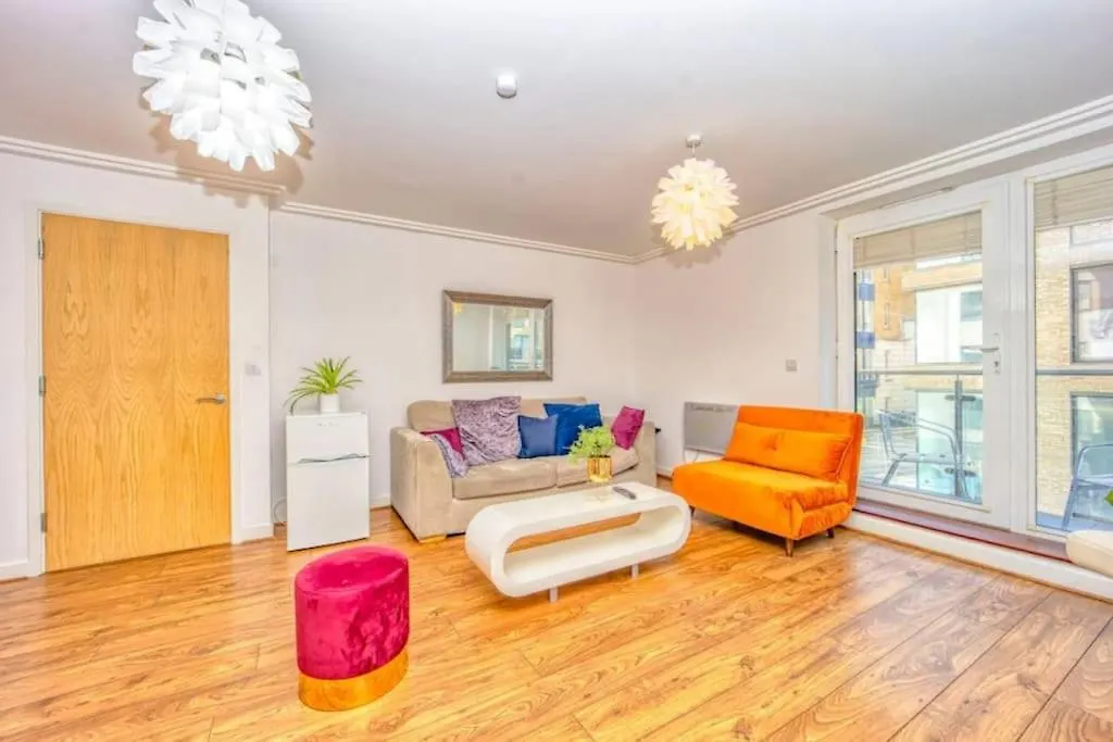 Flash Sale Brighton Train Station 3 Bedroom Flat Bn130Sha