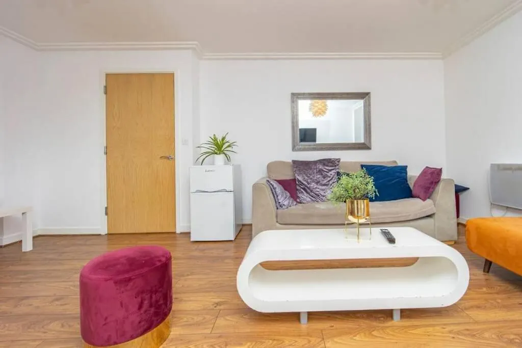 Flash Sale Brighton Train Station 3 Bedroom Flat Bn130Sha