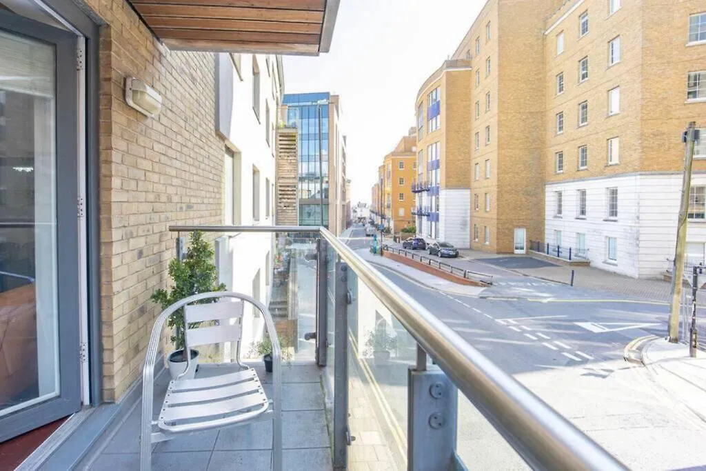 Flash Sale Brighton Train Station 3 Bedroom Flat Bn130Sha Apartment